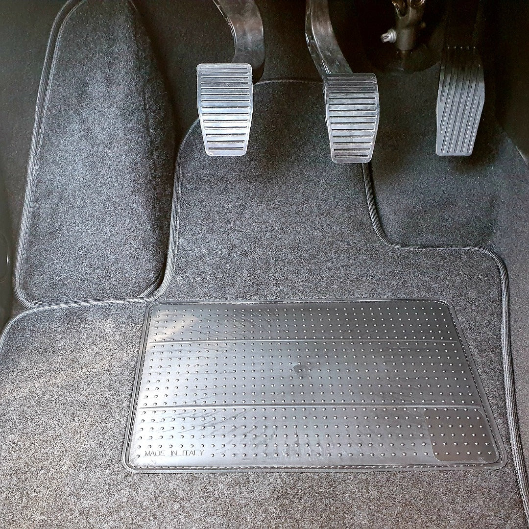 ESSE2EMME Tappetino Protettivo per Pedana Poggiapiede Fiat 500X 2015>