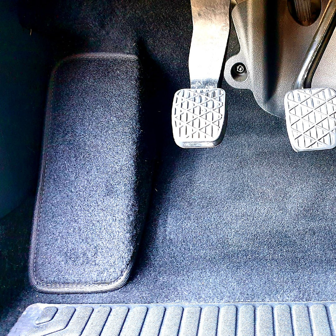 ESSE2EMME Tappetino Protettivo per Pedana Poggiapiede Mercedes Classe A (W176) 2012>2018