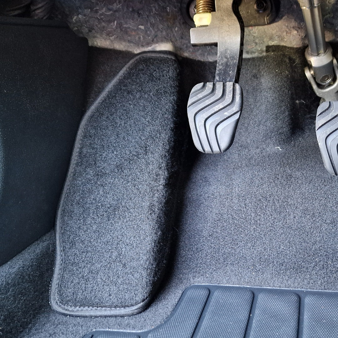 ESSE2EMME Tappetino Protettivo per Pedana Poggiapiede Nissan Juke II 2019>