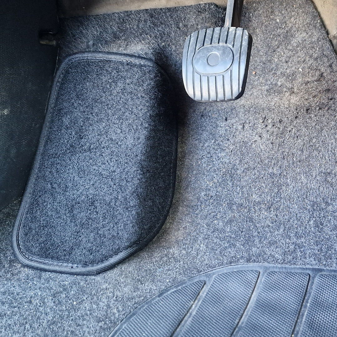 ESSE2EMME Tappetino Protettivo per Pedana Poggiapiede Nissan Micra III (K12) 2003>2010